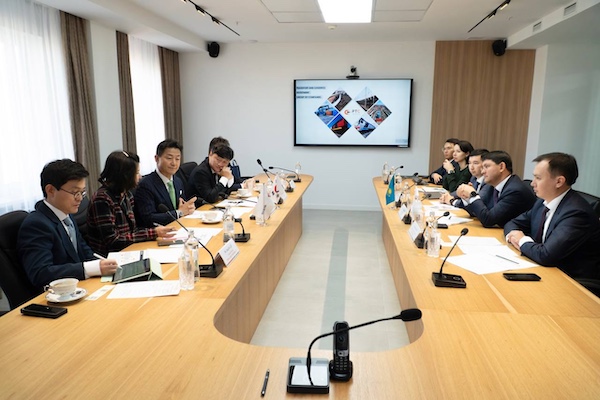 Доверие, уважение, дружба: PTC Holding и LX Pantos договорились о сотрудничестве и развитии совместных проектов.